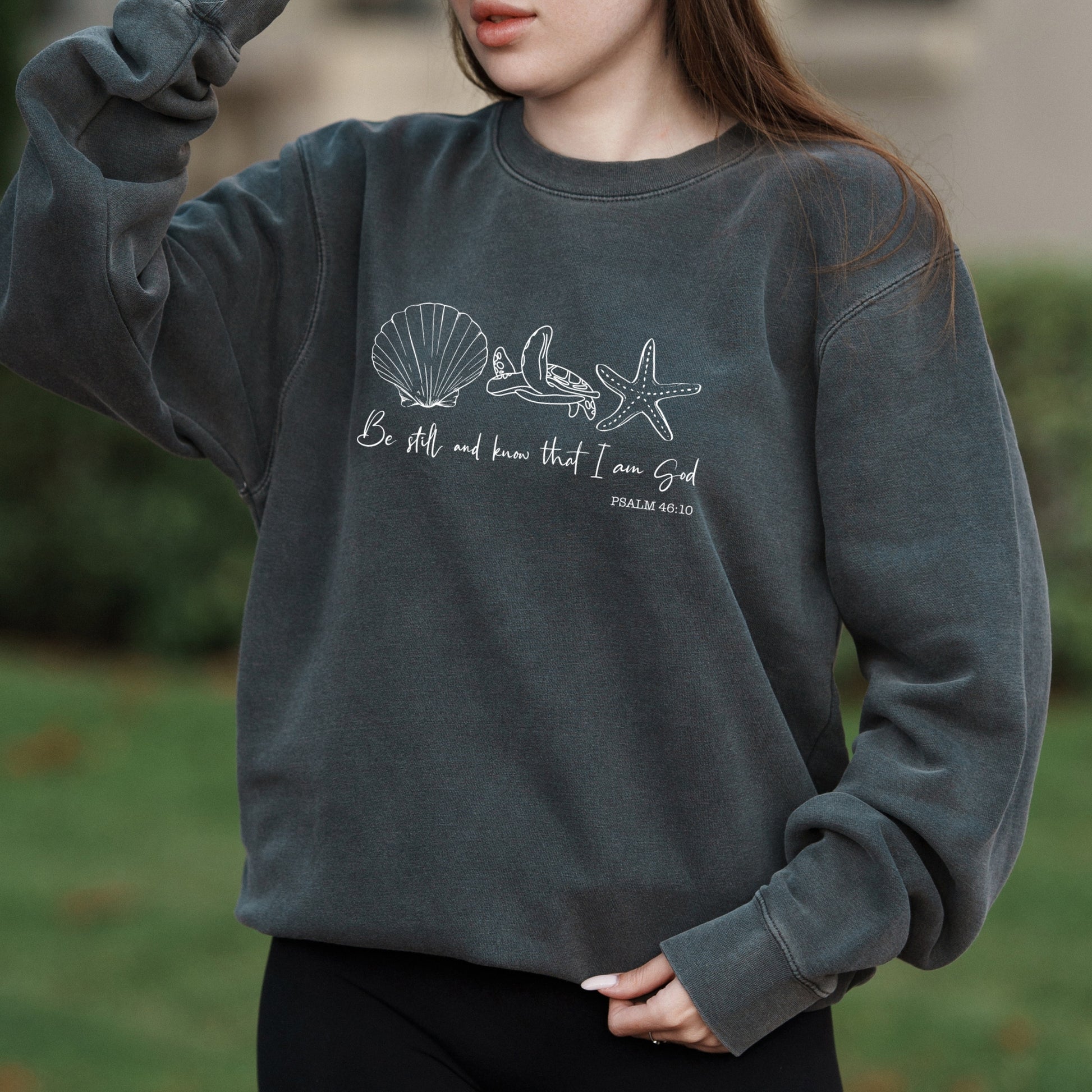 Seashell Sea Turtle Starfish Graphic with Be Still and Know That I Am God Text – Pigment Crewneck Sweatshirt
