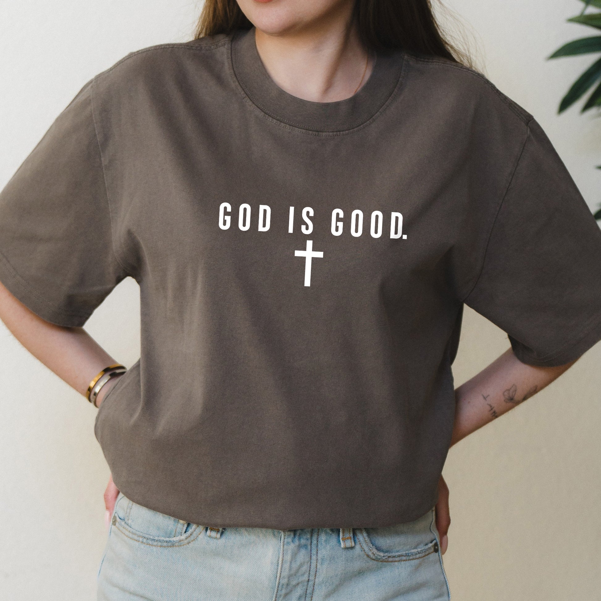 God Is Good Text with Cross in Minimalist Bold Font – Oversized Vintage Shirt