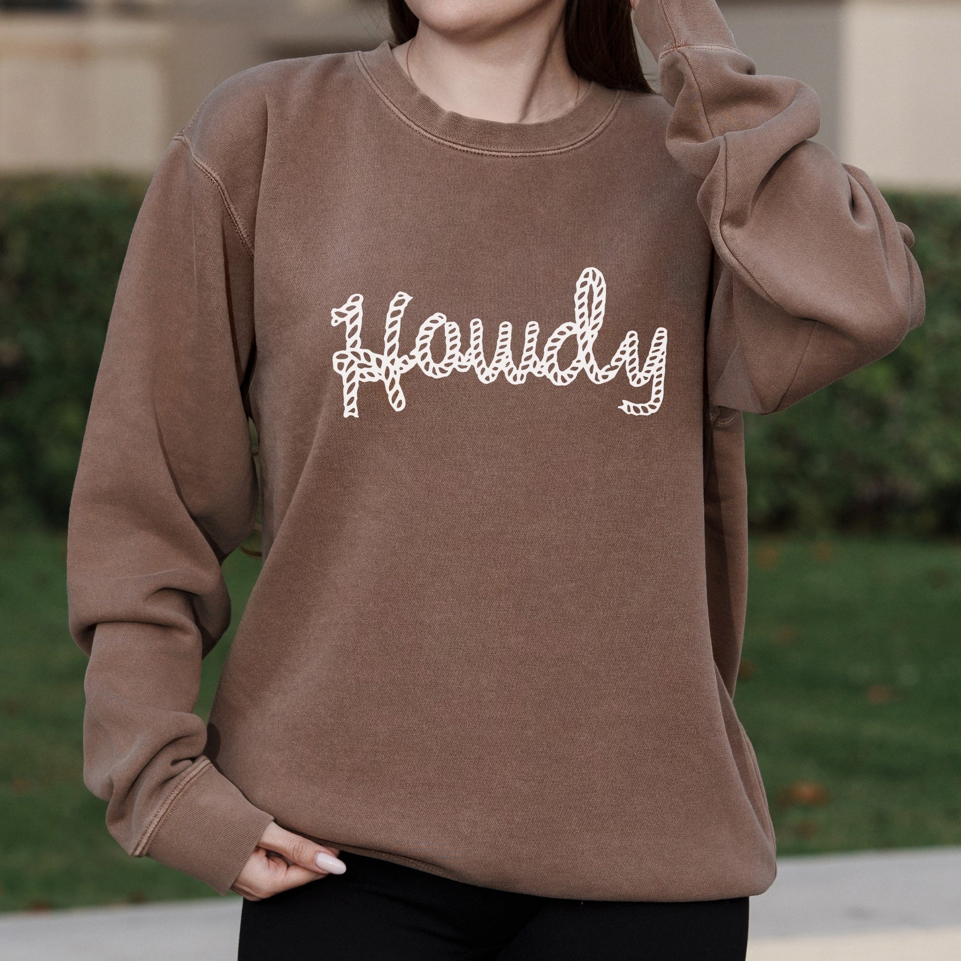 Howdy Rope Script Graphic with Western Retro Lettering – Pigment Crewneck Sweatshirt